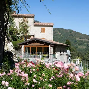  Alloggio per agriturismo Cornali Italia
